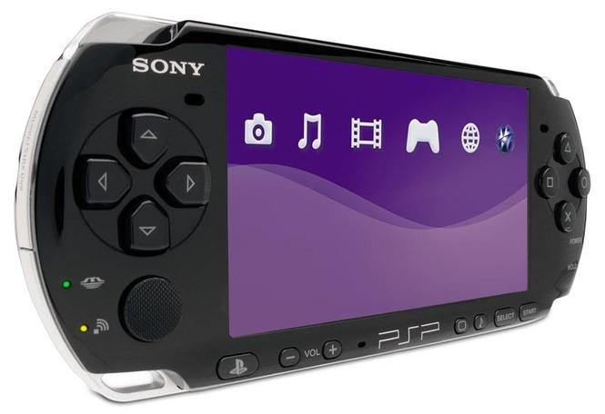 PSP 3000 + 3 IGRICE