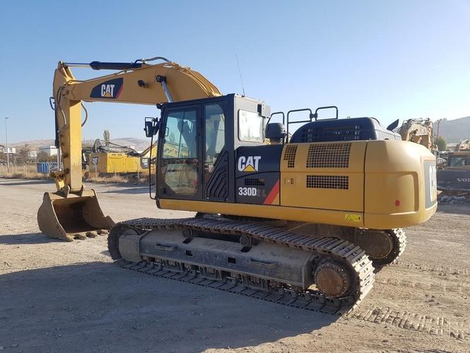  Caterpillar 330 D2 L