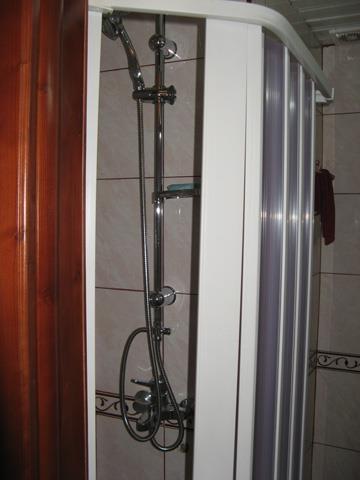 Izdavanje-trosoban-stan--Blok-6
