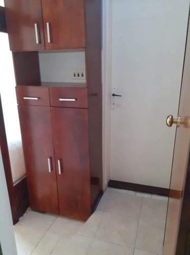 Na prodaju i izdavanje prazan stan 51m2 + 50m2 dvorista na Z