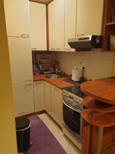 Izdavanje jednosoban stan Pobrežje