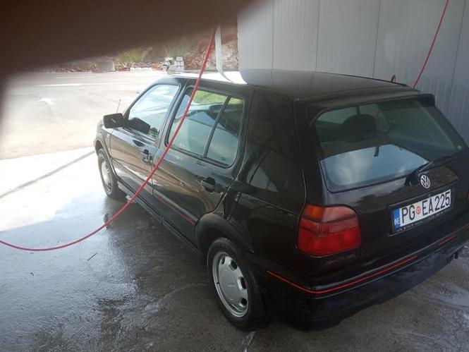 Golf 3 1,6 benz+plin