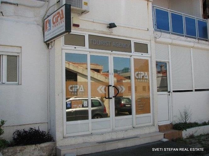 Poslovni prostor povrsine 25 m2 Sveti Stefan