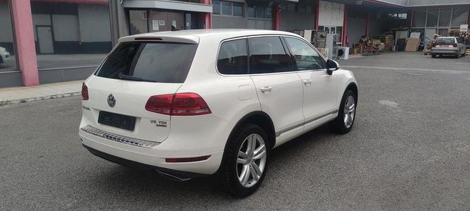 Touareg 3.0Tdi 240ks Bluemotion 2011god