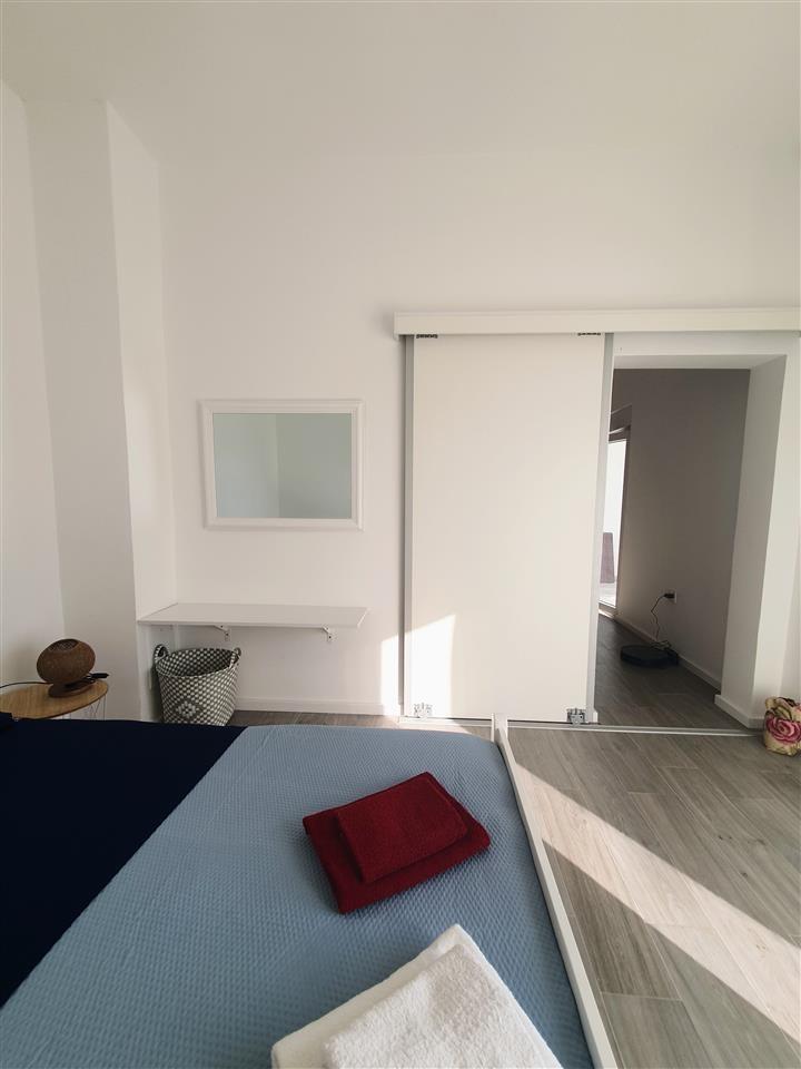 Izdaje-se-trosobni-stan-140-mt2--Bar--Bijelisi-