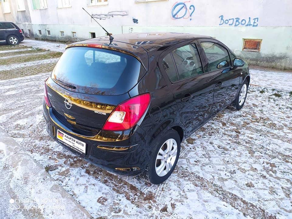 Opel-Corsa-1-3-cdti-2009-God