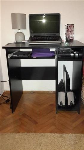 Komjuterski sto Hitno i povoljno 