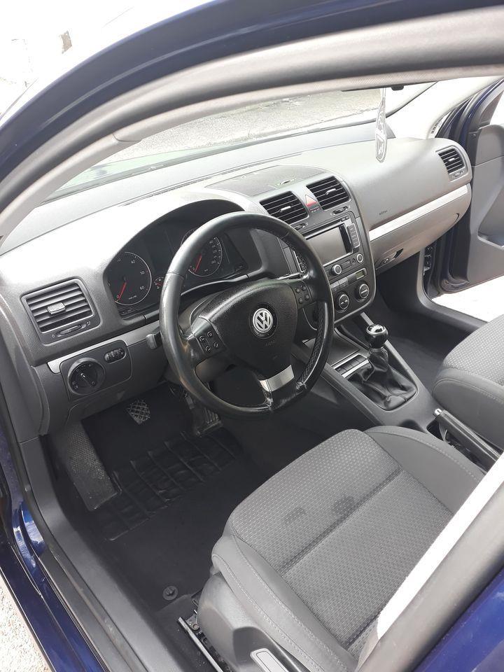 Golf-5--2-0-TDI-2004