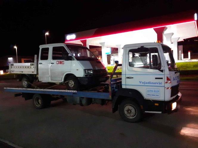 AUTO ŠLEP VUJADINOVIĆ 24h, 069/666/701