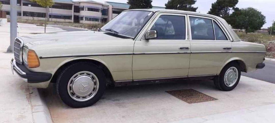 Mercedes-Benz-W123-240D-1983