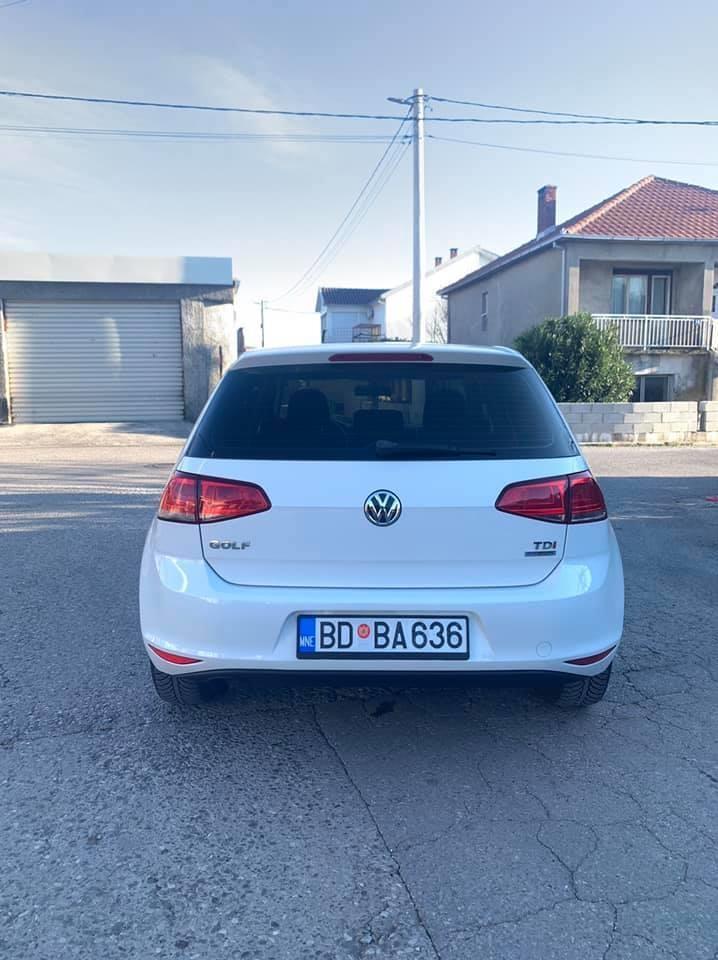 Na-Prodaju-068378379