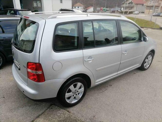 Prodajem VW Touran