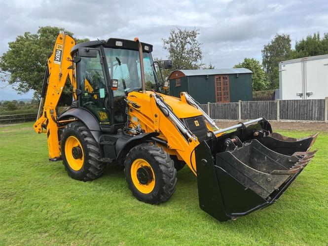 2010 JCB 3CX sitemaster digger