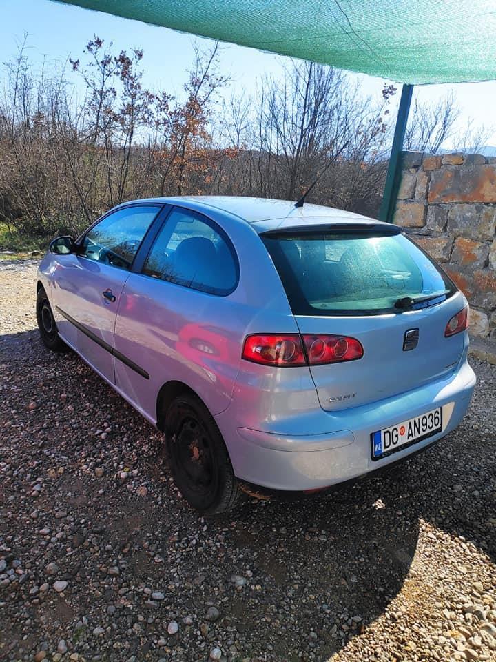 Prodajem-auto-Seat-Ibiza