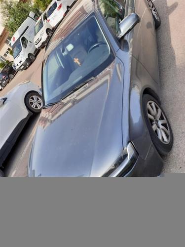 Prodajem Audi A4 2.0 TDI 