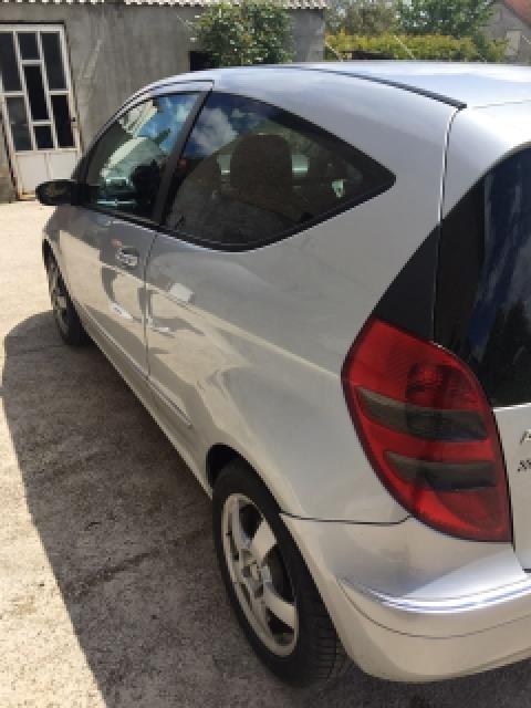 Prodajem-Mercedes-Benz-