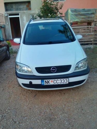 Opel zafira