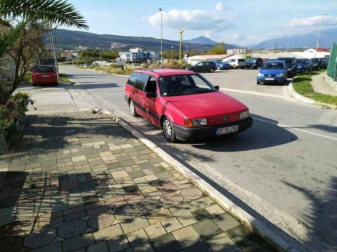 Na prodaju passat b3 1.9td 55kw auto dugo