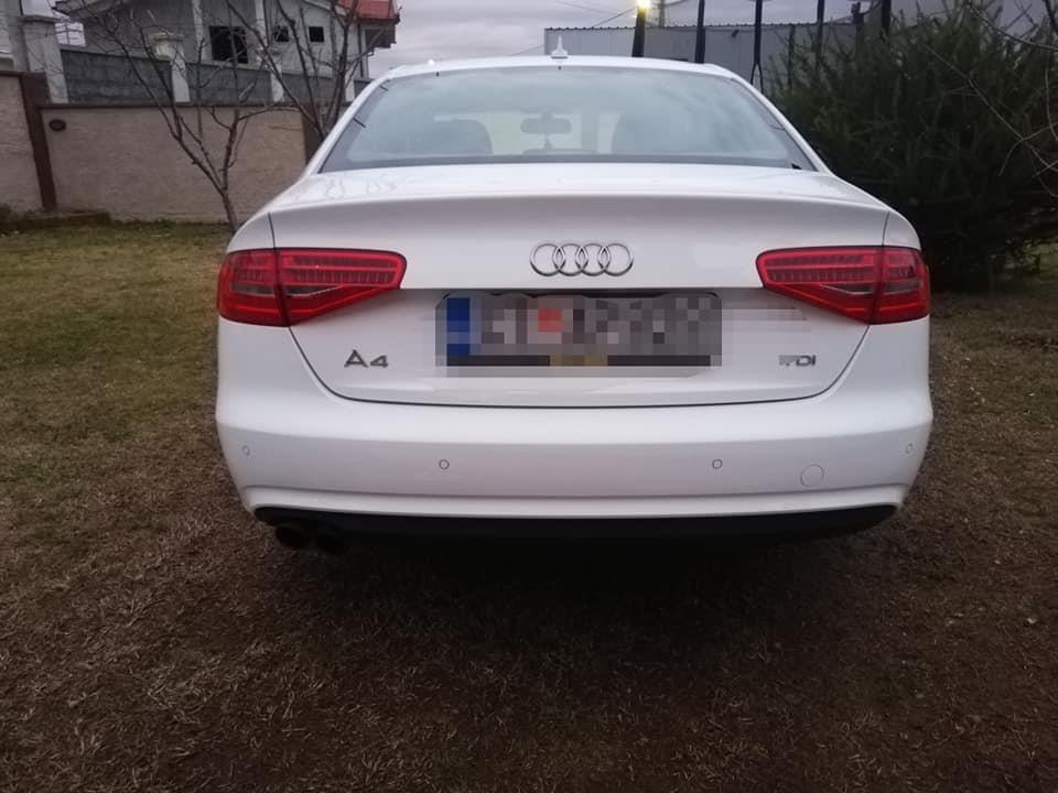 AUDI-A4-2014g-2-0