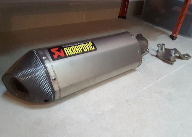 Akrapovic original