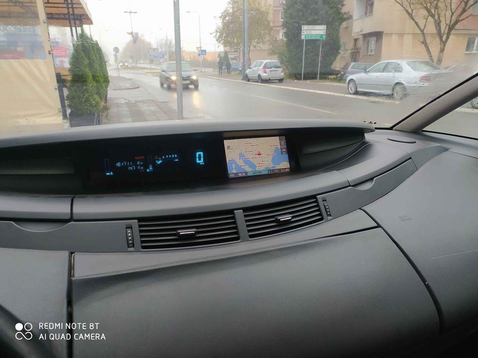 Renault-Espace-20-dci