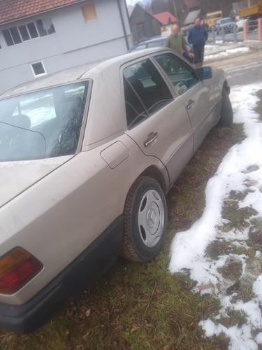 Prodajem mercedesa 300 d
