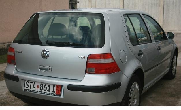 Volkswagen---Golf-4-TDI