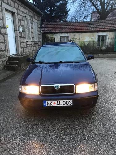 PRODAJE SE