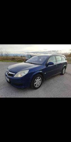 Prodaje se opel vectra c 2 2 benzinac  2007god