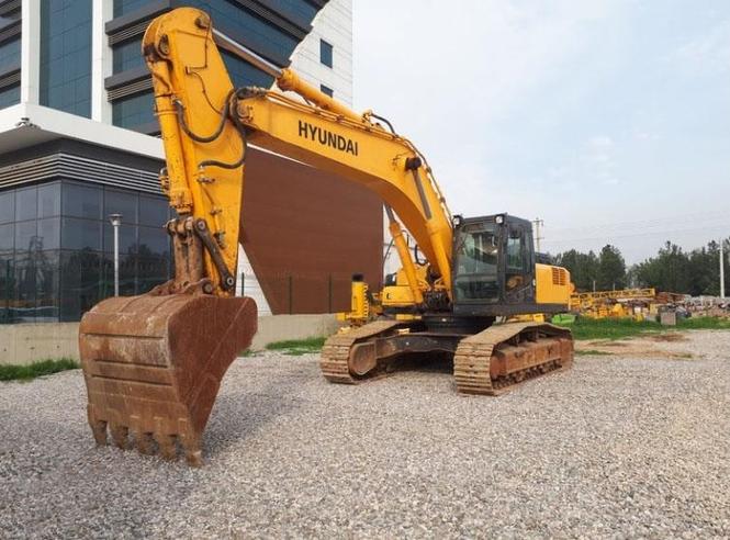HYUNDAI 360 LC-7A - 2013