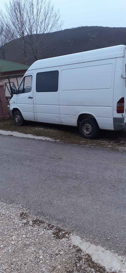 Mercedes-sprinter