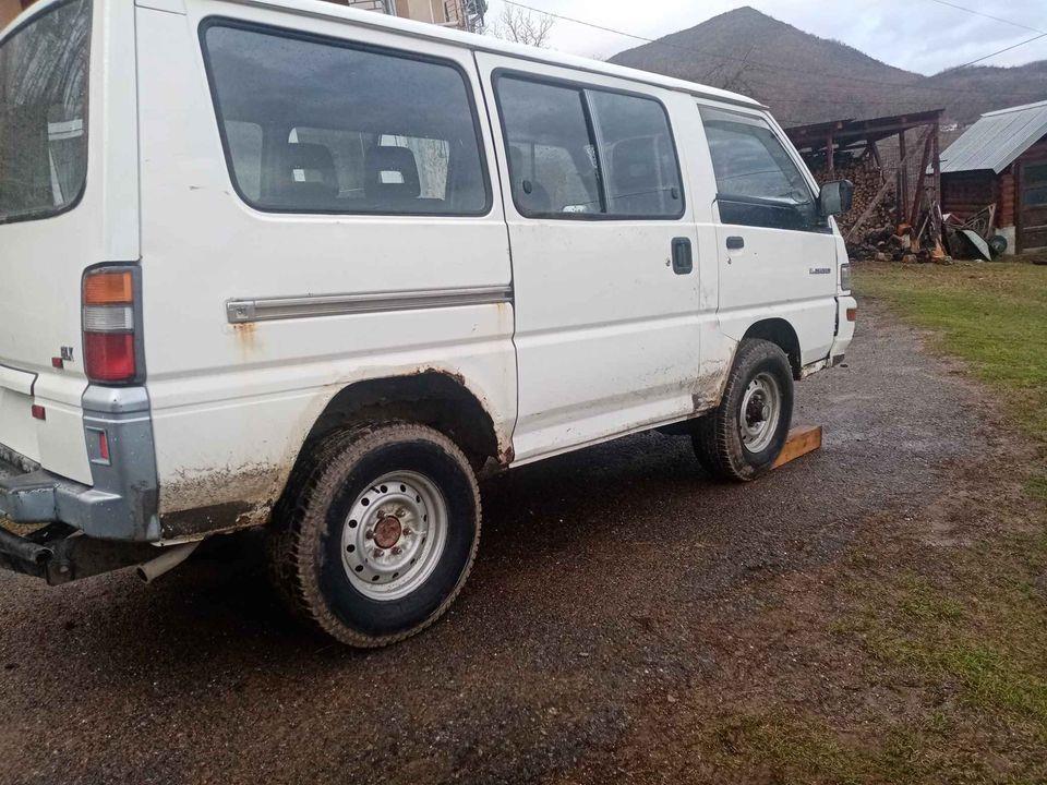 MICIBUSI-L300-2-5-TD-2001