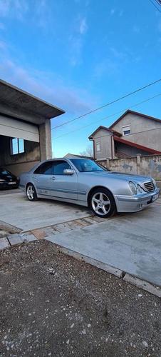 Mercedes E 200 cdi 85 kw 2001 god.