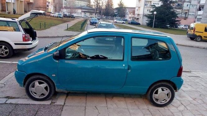 Reno tvingo auto ocuvan u bas dobrom stanju