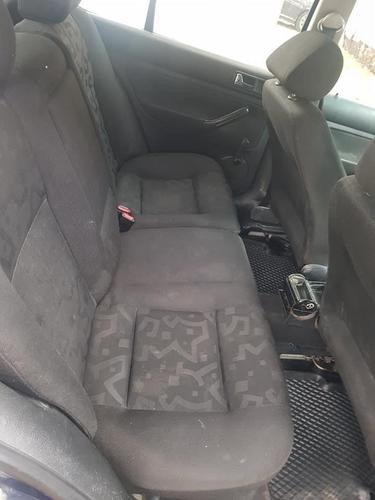 Golf 4  1.9 TDI 66 kw ,, 99  god