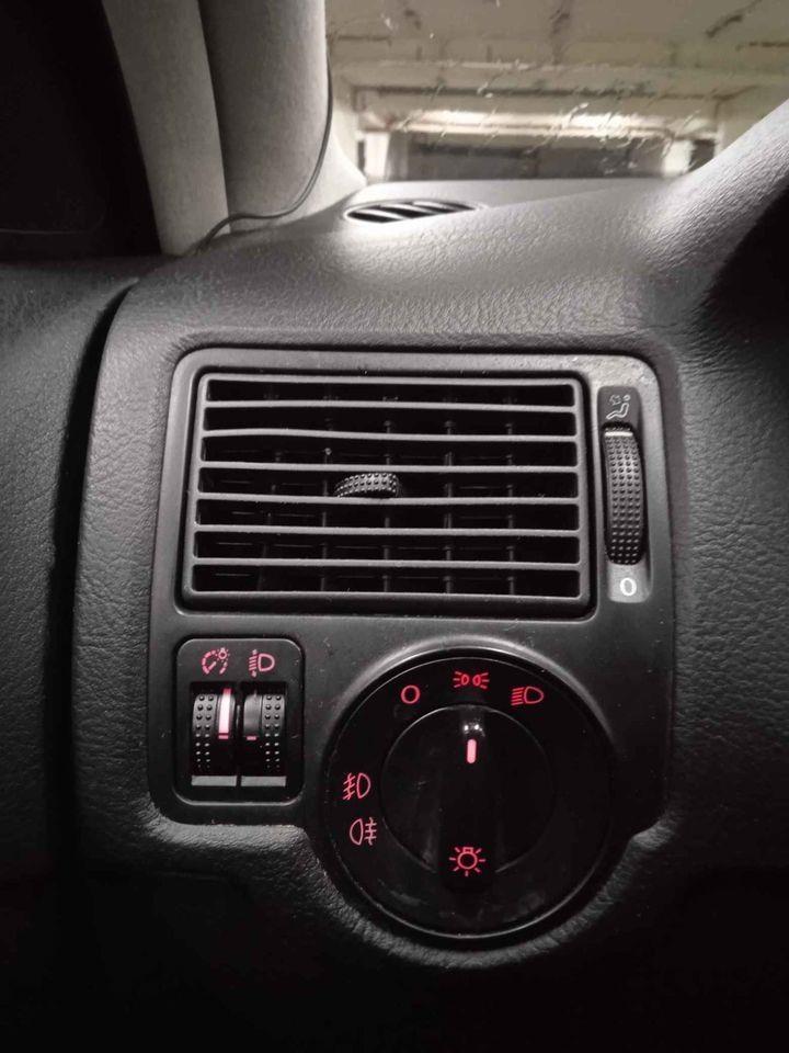 Golf-4-1-9-74kw-2006god