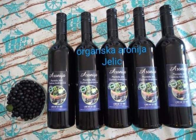 Organski sok od aronije