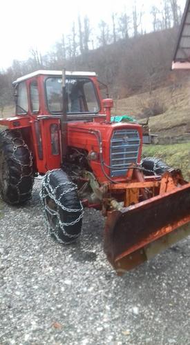 Traktor IMT DV 577