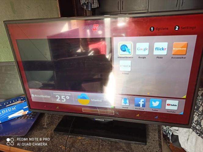 HITACHI TV