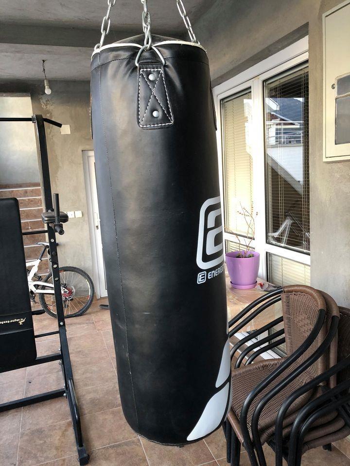 Gladijator-i-vreca-za-udaranje
