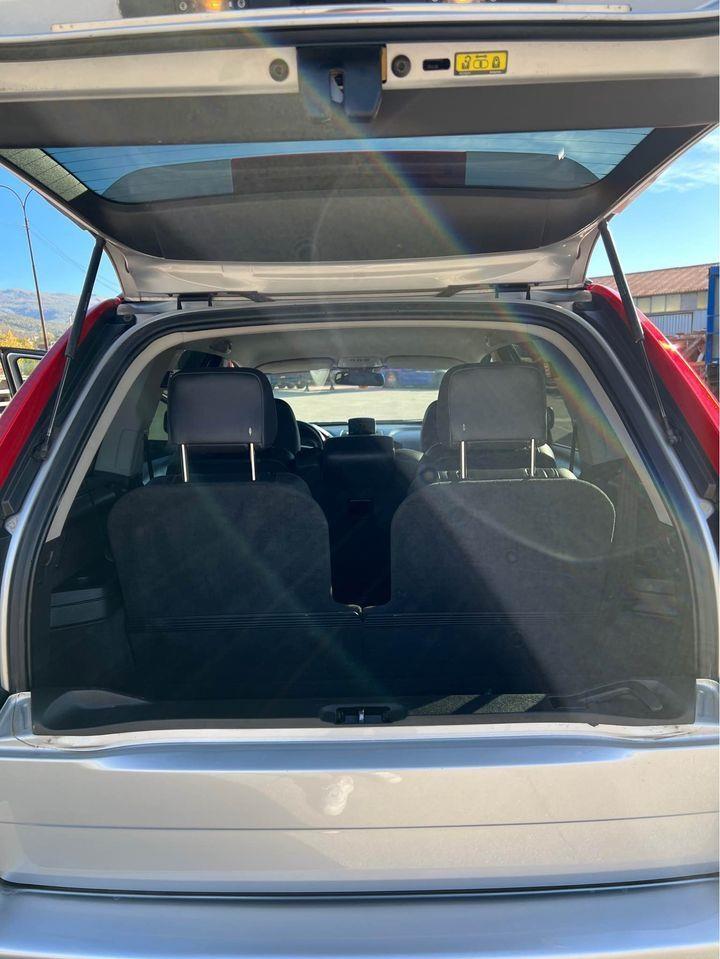 Volvo-XC-90-2006g-