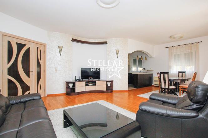 Izdavanje, trosoban stan, 120m², City Kvart, Podgorica