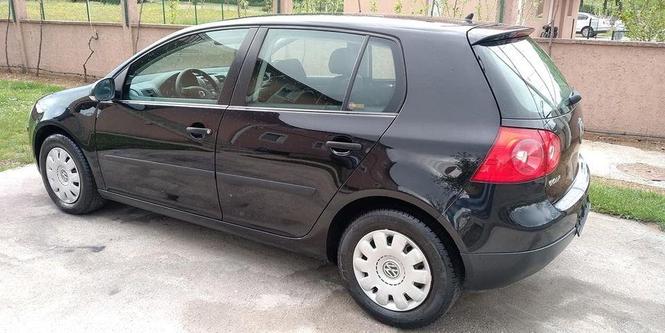 Golf 5 1.9 tdi 66 kw 2007 god