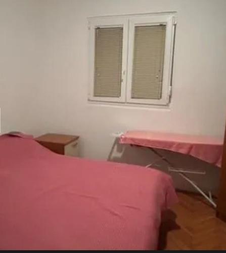 Jednosoban stan kod kafe bara Brera, Budva 