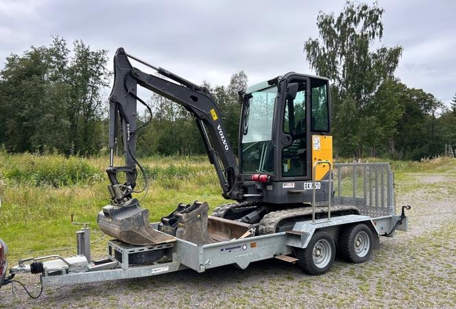 2015 Bager Volvo ECR25D + Transportna prikolica
