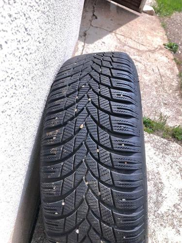 4 zimske Lassa gume kao nove 195/65-15 sa felnama i orginaln