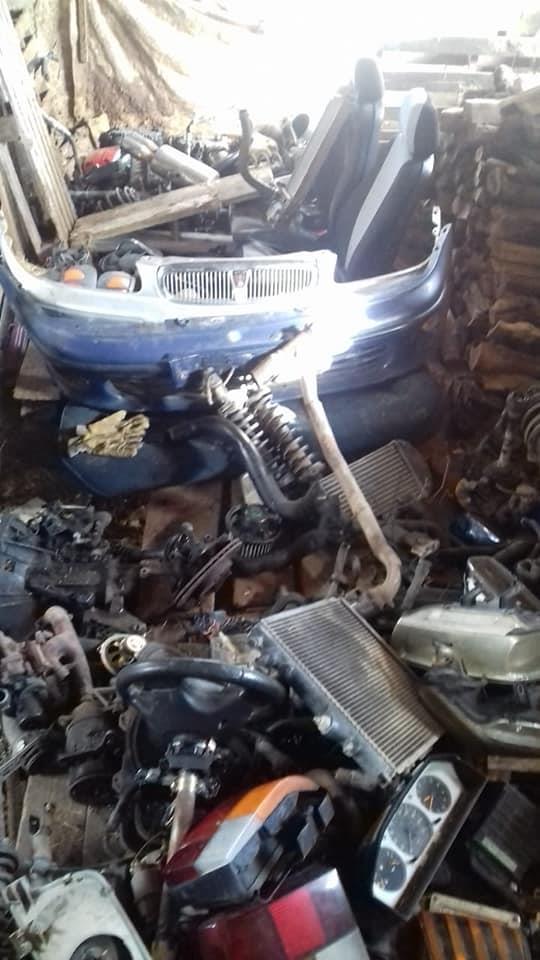 Prodajem-torziju-I-djelove-od-BMW-318