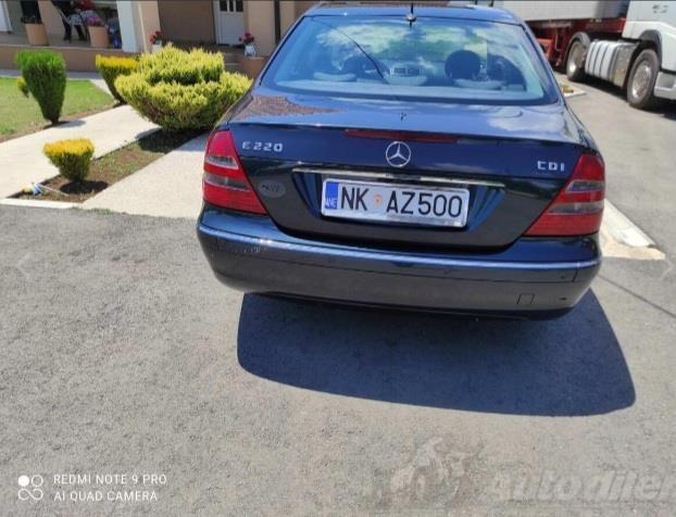 Mercedes E220