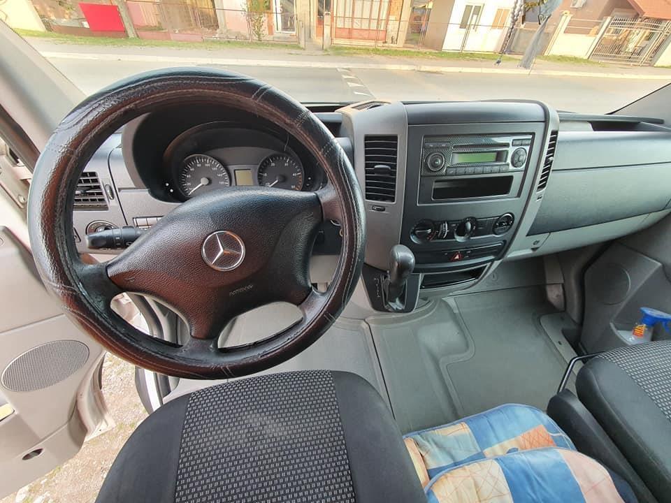Mercedes-Benz-Sprinter-311