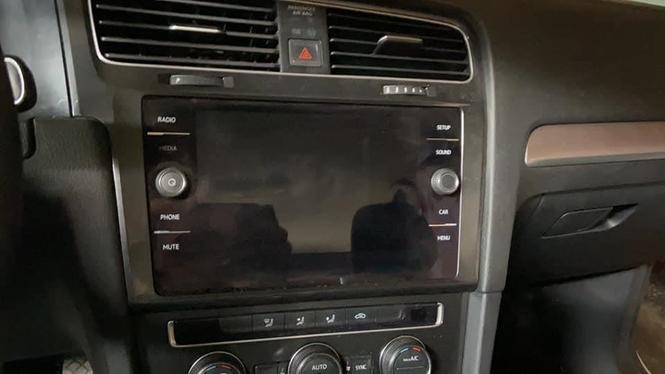 Multimedia golf 7